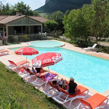 Causses & Vallees Vacances Otel Saint-Georges-de-Luzençon Dış mekan fotoğraf